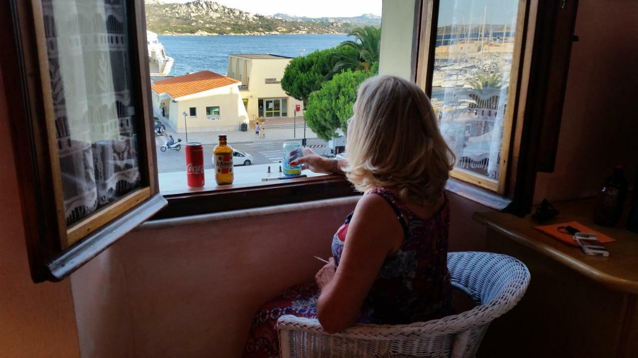 Casa Vacanze Della Maddalena Villa La Maddalena  Buitenkant foto