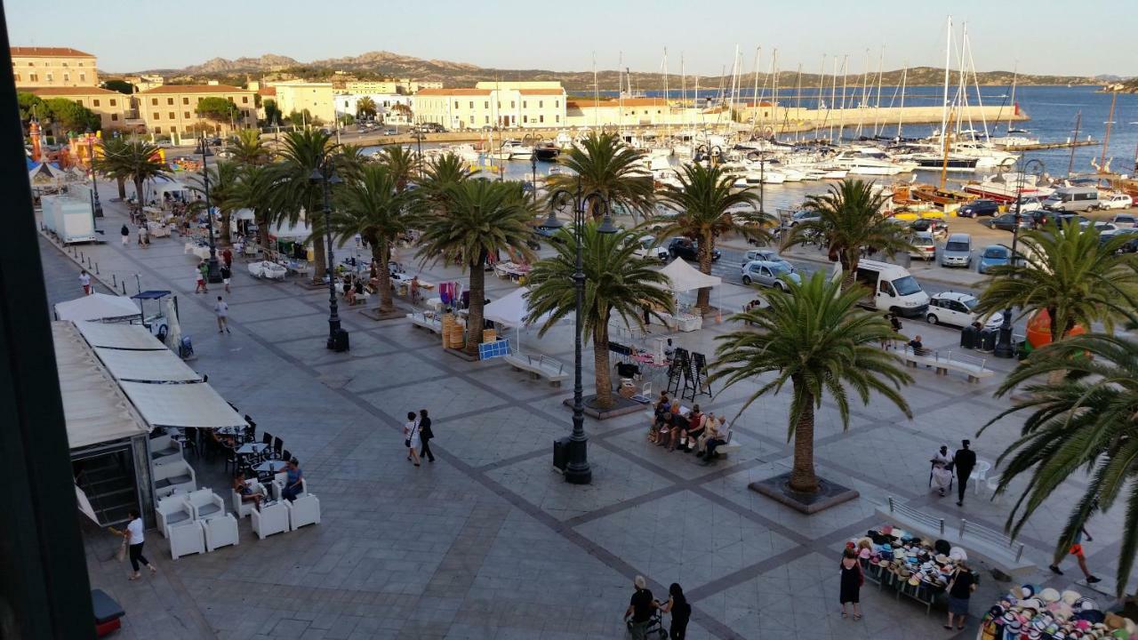Casa Vacanze Della Maddalena Villa La Maddalena  Buitenkant foto