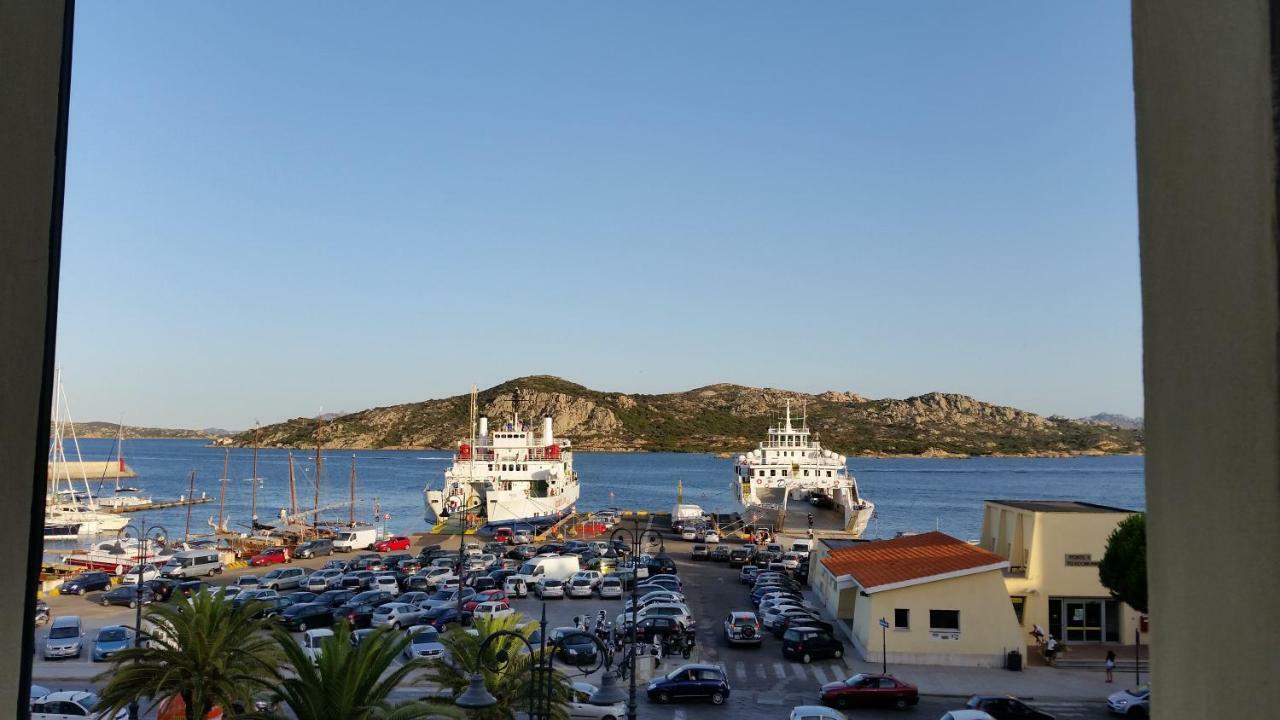 Casa Vacanze Della Maddalena Villa La Maddalena  Buitenkant foto